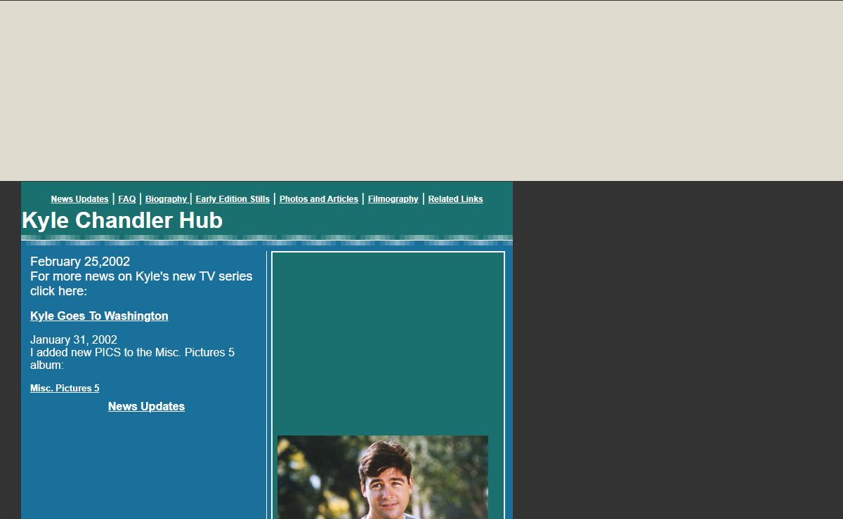Kyle Chandler Hub