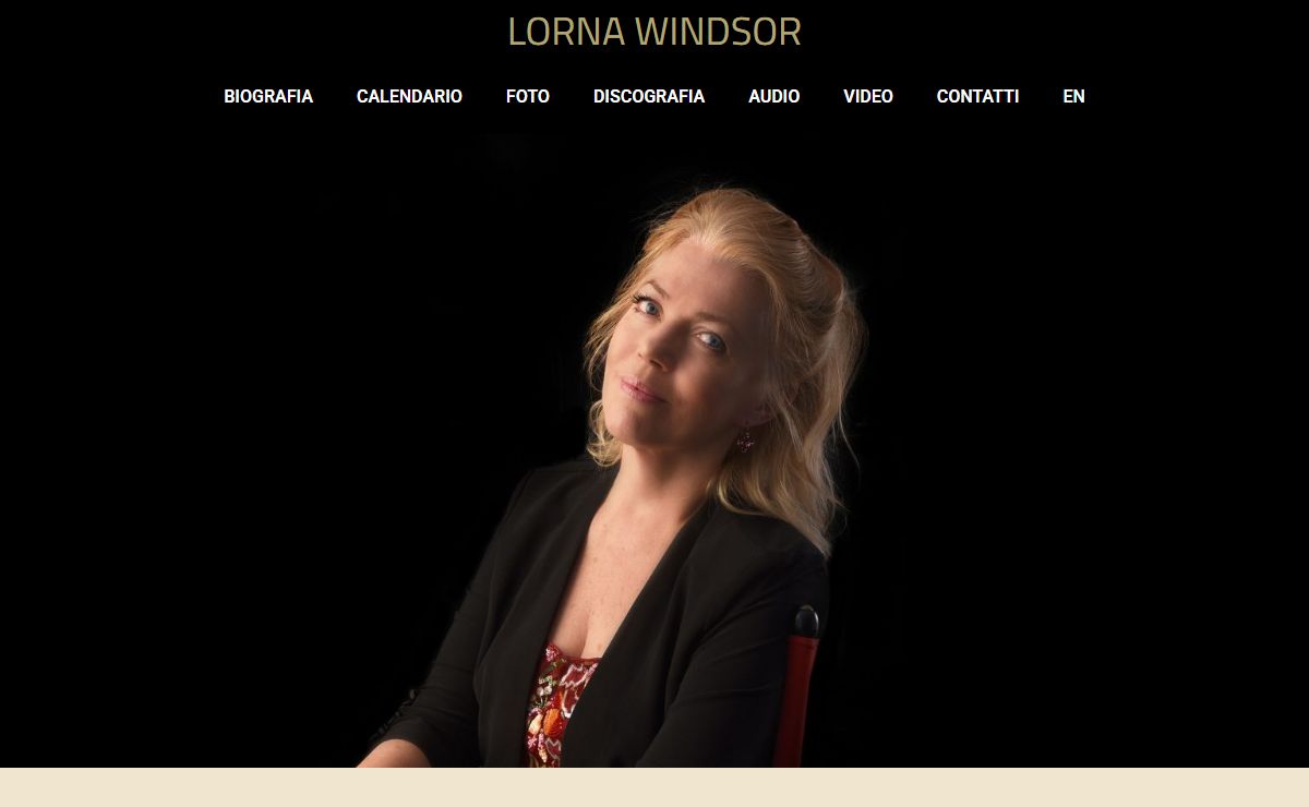 Lorna Windsor – Soprano