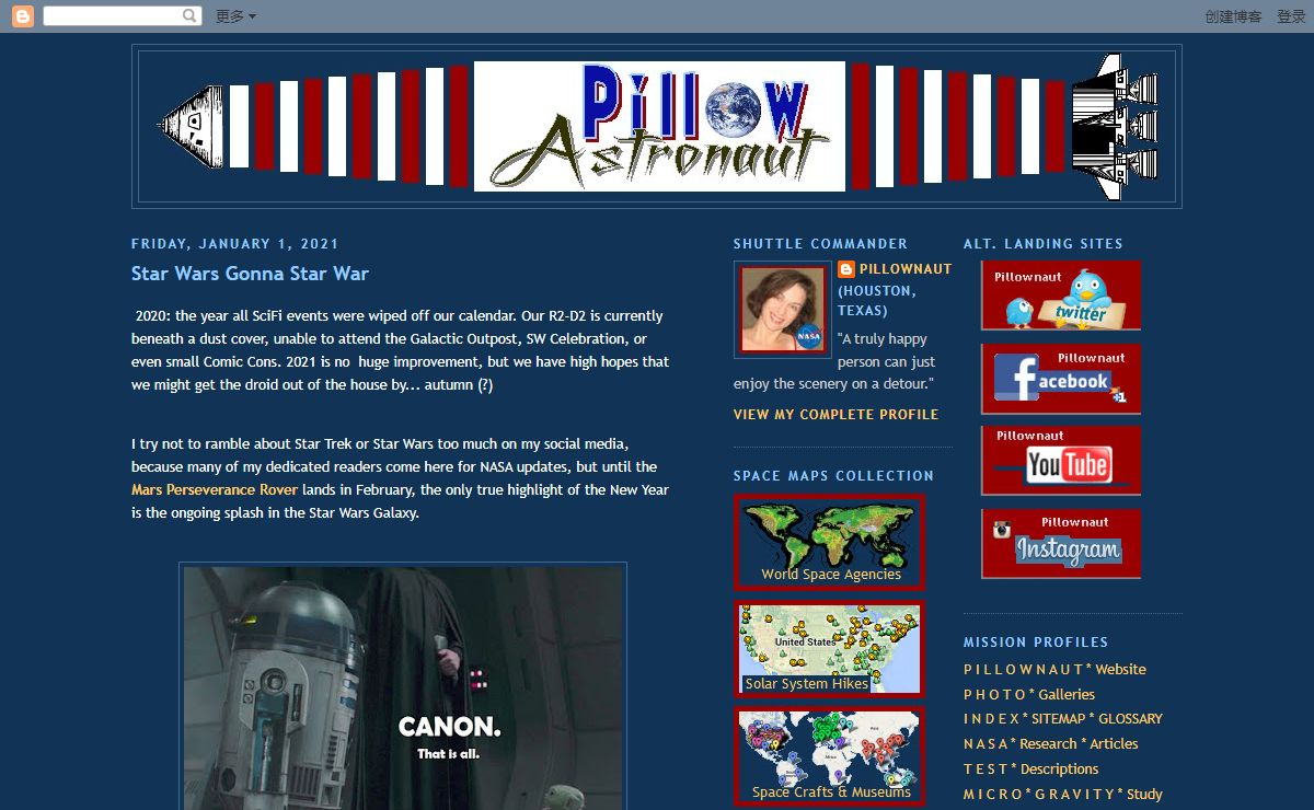 Pillow Astronaut