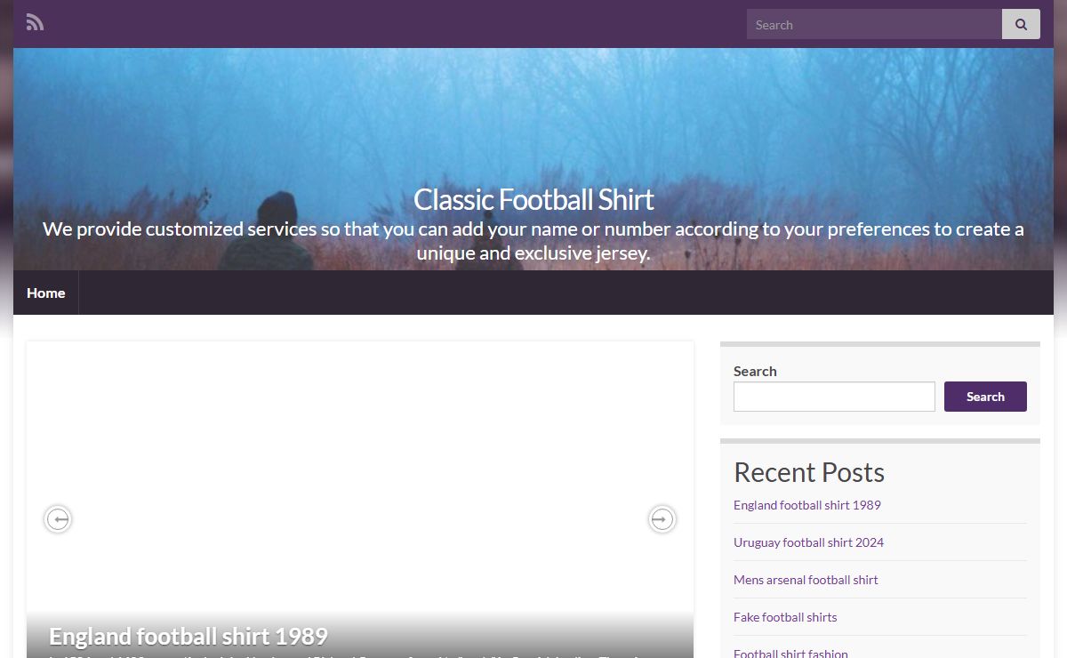 Classic Football Shirt - We provide customized services so that you can add your name or number according to your preferences to create a unique and exclusive jersey.