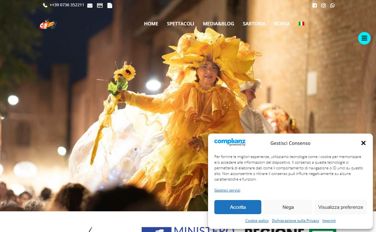 Compagnia dei Folli teatro di strada e artisti di strada.