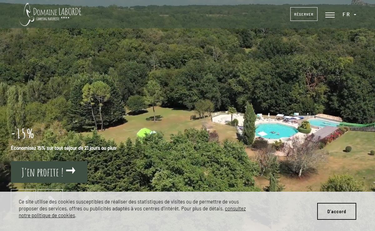 Camping naturiste Dordogne : Séjour naturiste en Dordogne au Domaine 4 étoiles Laborde