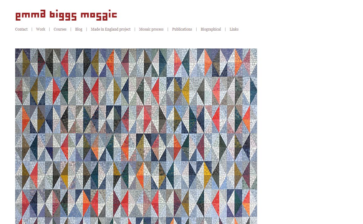 Emma Biggs is a London-based mosaic artist. This is her official website.