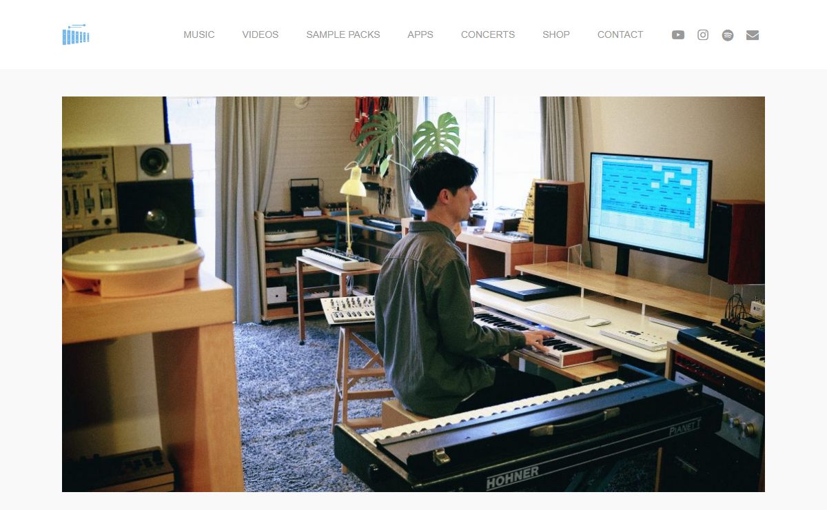 Lullatone – miniature melodies & sleepy synthesizers