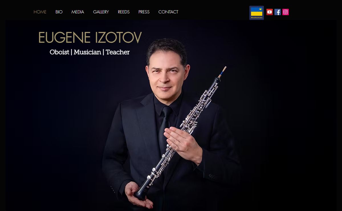 Official Website of Eugene Izotov, classical oboist | HOME