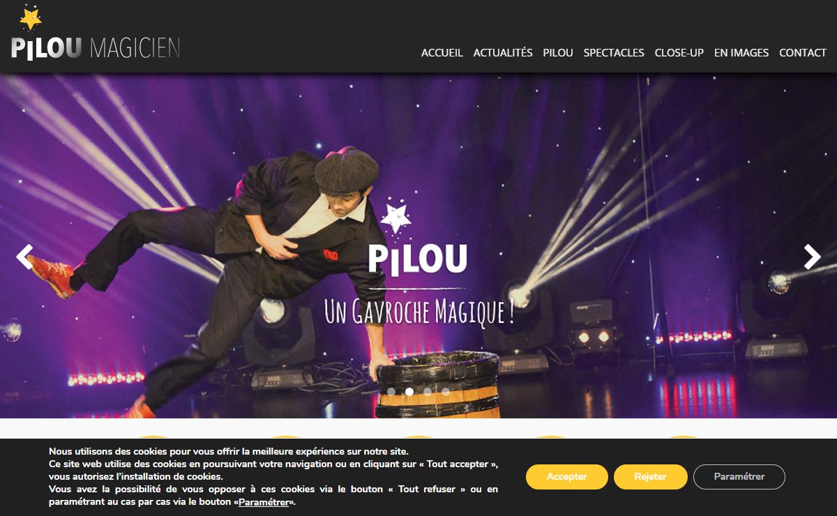 Pilou Magicien de l'extrêmePilou Magicien- World Champion of Magic - Close up - Scène - La Magie Libre -