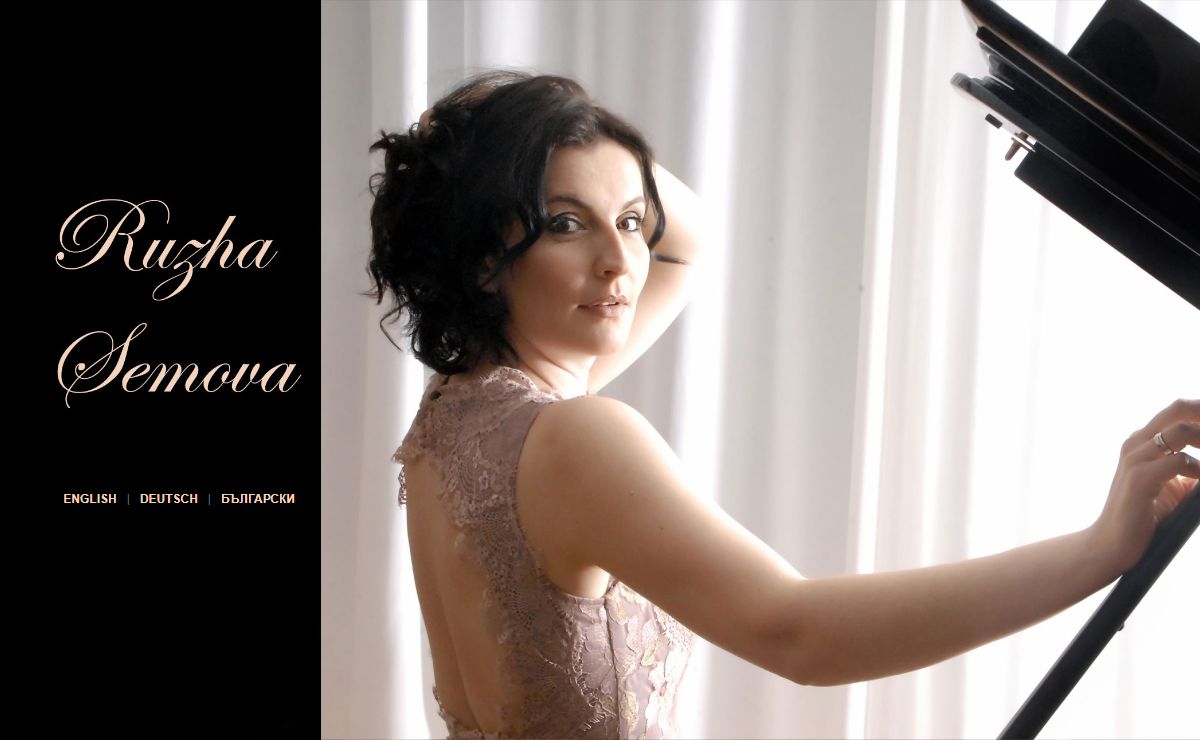 Ruzha Semova - Piano - Vienna