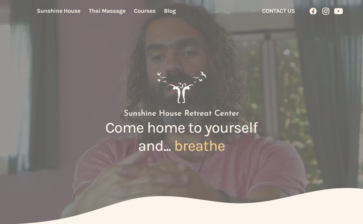 Sunshine House - Thai Massage & Yoga Retreat Center