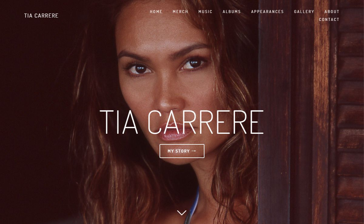 Tia Carrere