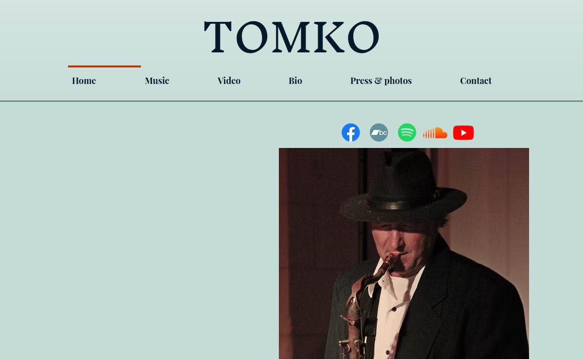TOMKO Songwriter Saxophonist