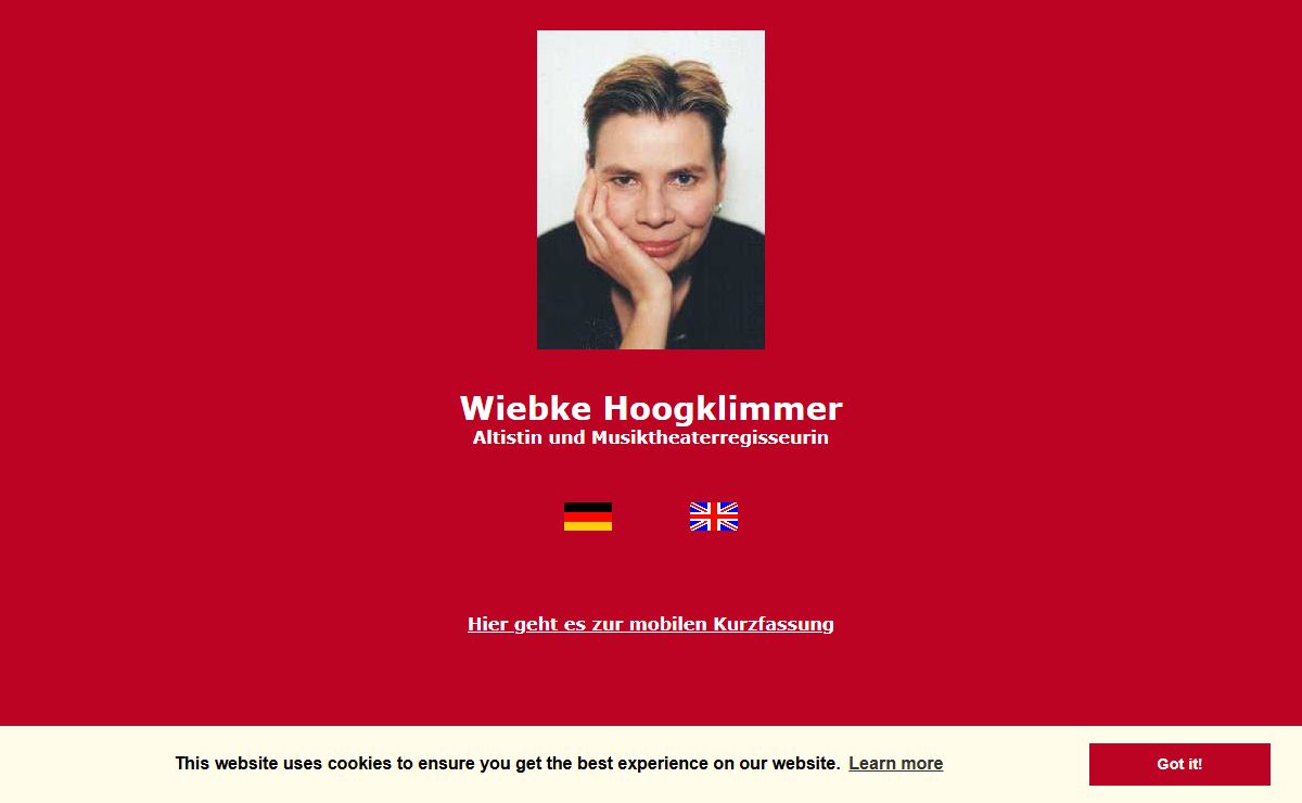 Wiebke Hoogklimmer, Altistin und Musiktheaterregisseurin - Contralto and Stage Director - Musiktheaterregie